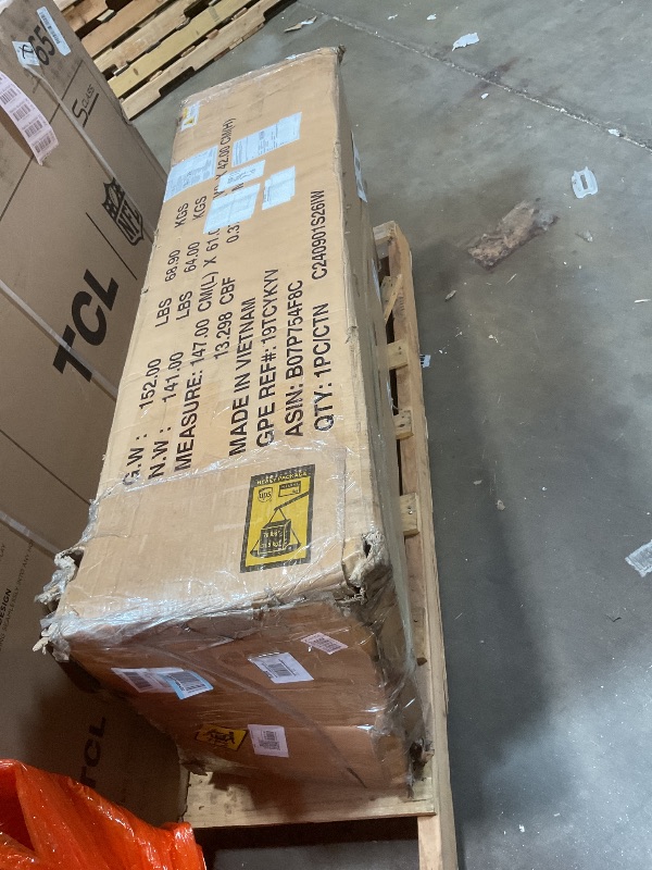 Photo 1 of **SELLING FOR PARTS AS PARTIAL SET**Amazon Basics - Welded Rectangular Outdoor Secure Wire Crate Kennel for Cat, Dog Large, Black, 102 x 48 x 72 inches