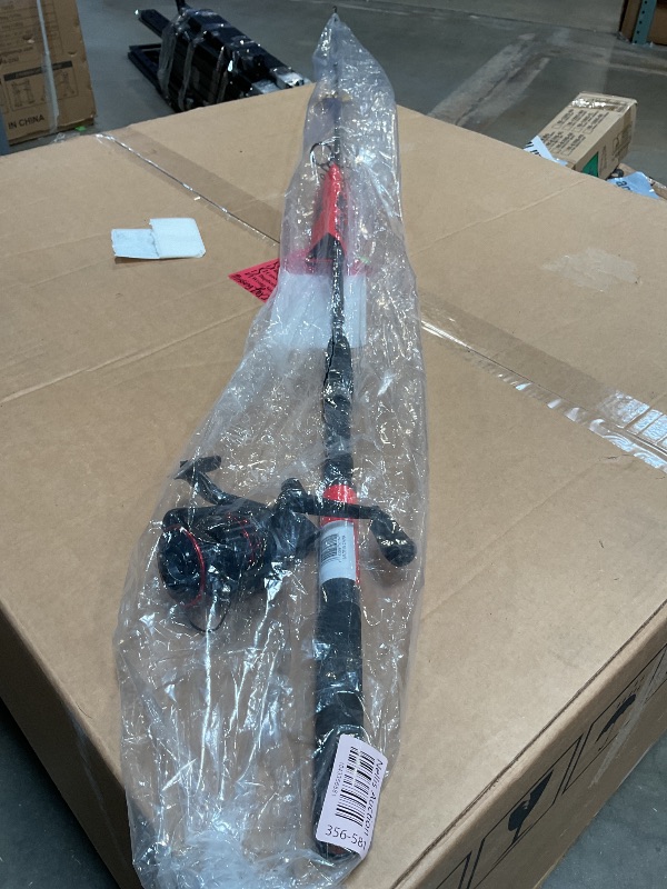 Photo 1 of **SELLING FOR PARTS**Ugly Stik GX2 Spinning Reel and 6'6" Fishing Rod Combo, 1-Piece, Graphite and Fiberglass Rod with Clear Tip Design