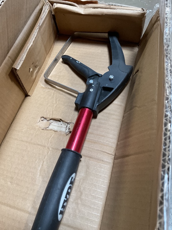 Photo 1 of **SELLING FOR PARTS**HYDE 28690 QuickReach Telescoping Pole, Extends from 7-1/2 to 12 Feet, Multi Colored