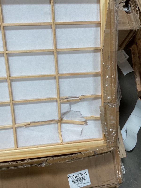 Photo 1 of **SELLING FOR PARTS. **Roundhill Furniture Oriental Shoji 4 Panel Screen Room Divider, Natual