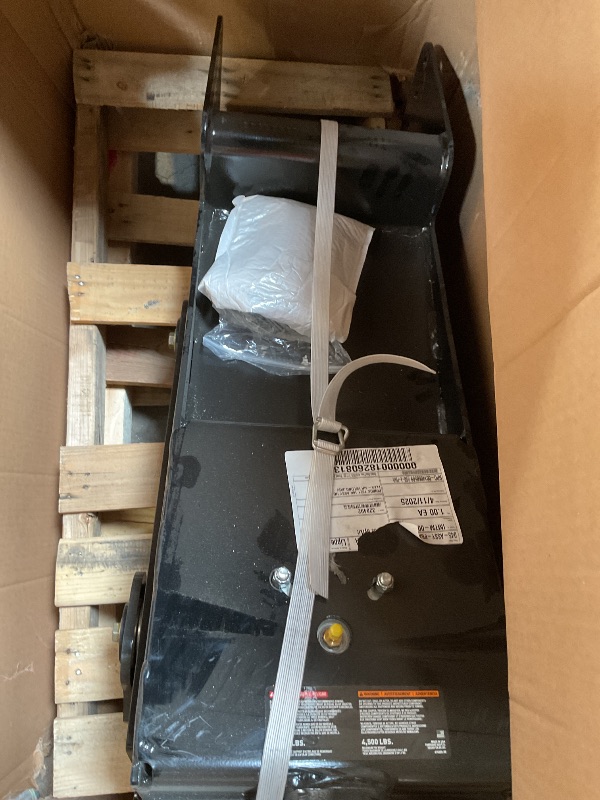 Photo 1 of *MISSING PIECES* Trailair CURT L05 Air Ride 18K Fifth Wheel Pin Box – Internal Airbag with Built-in Strut Reduces Chucking, Jarring, Bounching; 18,000 lb. Rating.; Black Powder Coat Finish – Lippert Components 328492