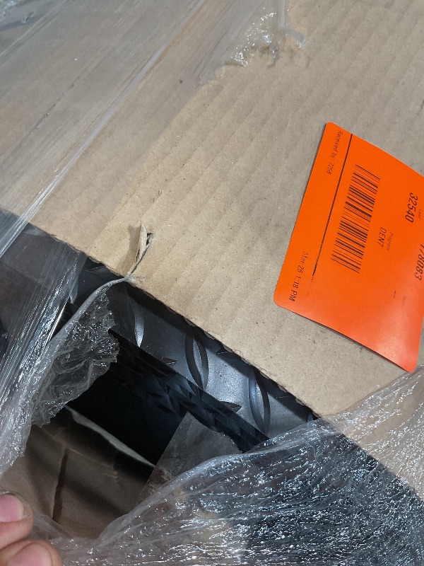 Photo 1 of **FACTORY SEALED** Wearwell 414.1516x5x24BK Diamond-Plate SpongeCote UltraSoft Mat, 24' Length x 5' Width x 15/16" Thick, Black