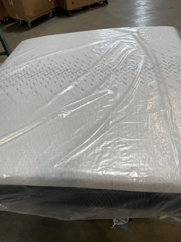 Photo 1 of *MINOR DIRT FROM TRANSPORT* Nectar Classic 12” King Mattress (New Version) - Medium Firm - Contouring Memory Foam - Cooling Top Layer - Support & Pressure-Relief - Minimal Motion Transfer - 365-Night Trial & Forever Warranty