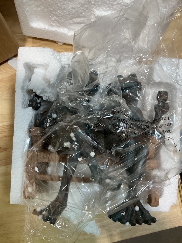 Photo 1 of ***BROKEN LIMB*** Snoogg Happy Hour Frogs Garden Statue