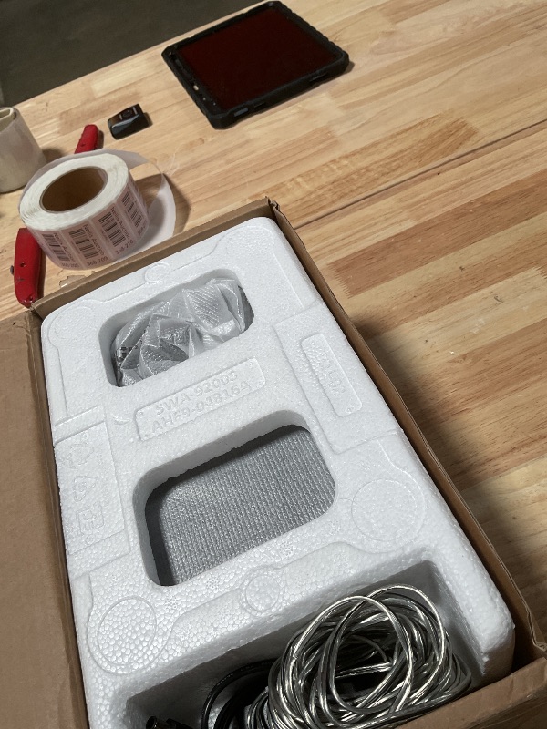 Photo 1 of *** RECOMENDED FOR PARTS/ ISSUES WITH CONNECTING TO SPEAKERS**** Samsung 9250S Wireless Rear Speaker Kit, Black (SWA-9250S/ZA, 2025)