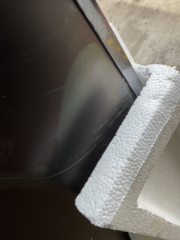 Photo 1 of ** MAJOR DAMAGE TO SCREEN. SELLING FOR PARTS.**Samsung 85" The Frame Pro LS03FW 4K Neo QLED TV (2025) Bundle with Modern Teak Bezel, CPS 26 Month Protection, Slim Flat Mount, 2X HDMI Cables & Deco Gear Complete Home Theater Beginner's Guidebook