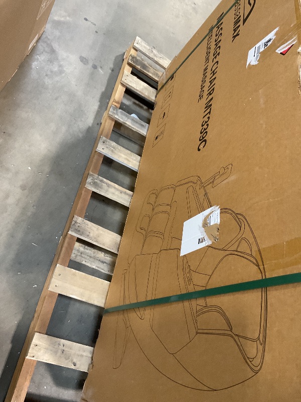 Photo 1 of ***POSSIBLY FOR PARTS/ MISSING ASSEMBLY PIECES*** MassaMAX MT339 2026 4D Massage Chair, Full Body Zero Gravity Recliner with SL-Track, Body Scan, Graphene Heating, Deep Yoga Stretch, Foot Rollers & Hands-Free Voice Control (Space White)
