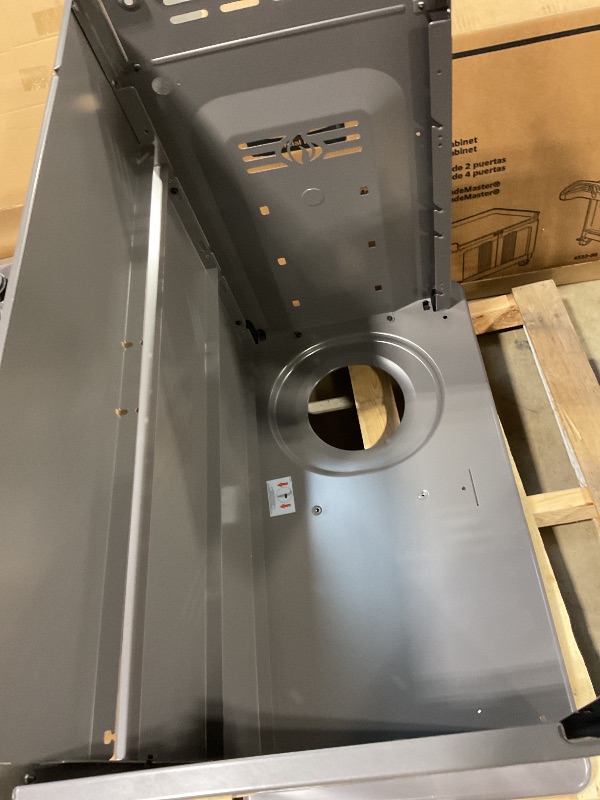 Photo 1 of ** DIRT/SCRATCHES FROM TRANSPORT** Napoleon Rogue PRO-S 625 Natural Gas Grill with Infrared Side and Rear Burners, Stainless Steel, Durable 7-Burner Outdoor BBQ