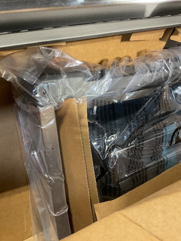Photo 1 of ** DIRT/SCRATCHES FROM TRANSPORT** Napoleon Rogue PRO-S 625 Natural Gas Grill with Infrared Side and Rear Burners, Stainless Steel, Durable 7-Burner Outdoor BBQ