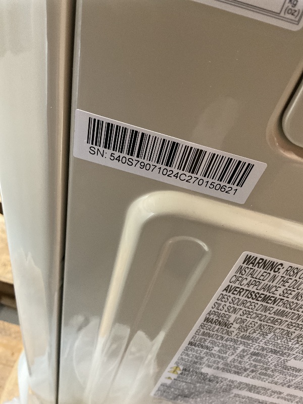 Photo 1 of **LOOKS NEW. MOLD SMELL. ONE BOX OF TWO. SELLING FOR PARTS AS PARTIAL SET****MRCOOL 24000 BTU 230V Ductless Inverter Mini Split Air Conditioner & Heat Pump System, 5th Gen DIY - Wall-Mounted AC Unit w/ Heating and Cooling for Home, Office & Commercial Spa