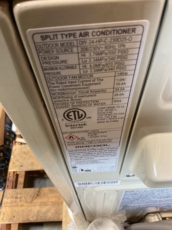 Photo 1 of **LOOKS NEW. MOLD SMELL. ONE BOX OF TWO. SELLING FOR PARTS AS PARTIAL SET****MRCOOL 24000 BTU 230V Ductless Inverter Mini Split Air Conditioner & Heat Pump System, 5th Gen DIY - Wall-Mounted AC Unit w/ Heating and Cooling for Home, Office & Commercial Spa