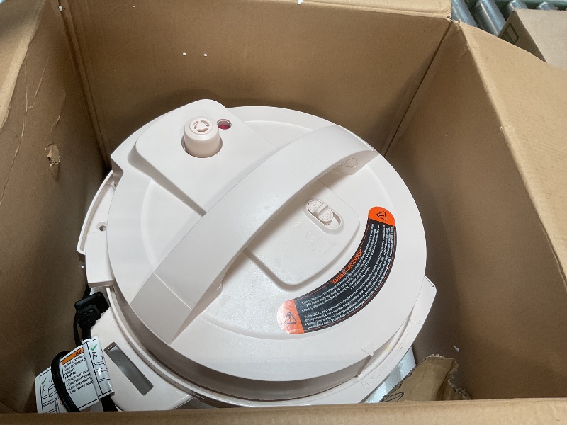 Photo 1 of **NON FUNCTIONAL** MISSING PIECES** Instant Pot 4QT RIO Mini 7-in-1 Multi-Cooker, Pressure Cooker, Slow cook, Sauté, Steam, Rice Maker, Yogurt, & Warmer, Rosewater, 4 Quarts