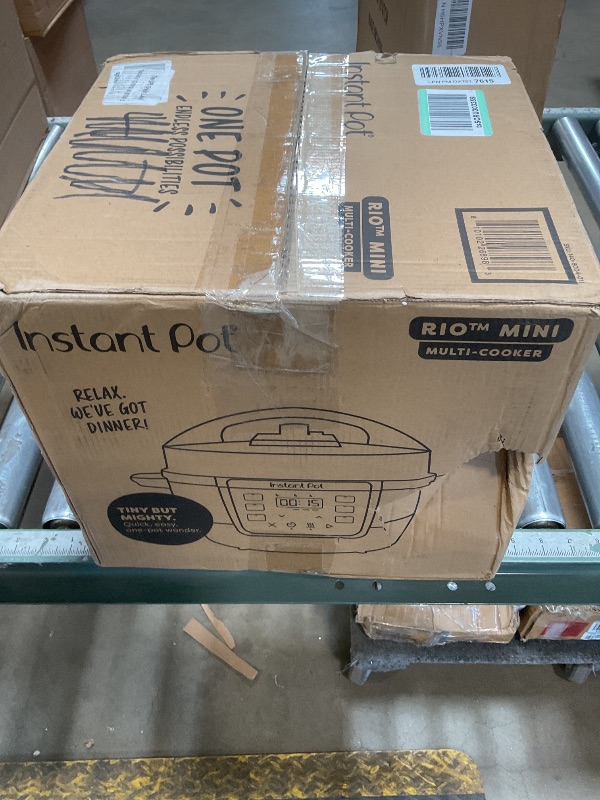 Photo 1 of **NON FUNCTIONAL** MISSING PIECES** Instant Pot 4QT RIO Mini 7-in-1 Multi-Cooker, Pressure Cooker, Slow cook, Sauté, Steam, Rice Maker, Yogurt, & Warmer, Rosewater, 4 Quarts
