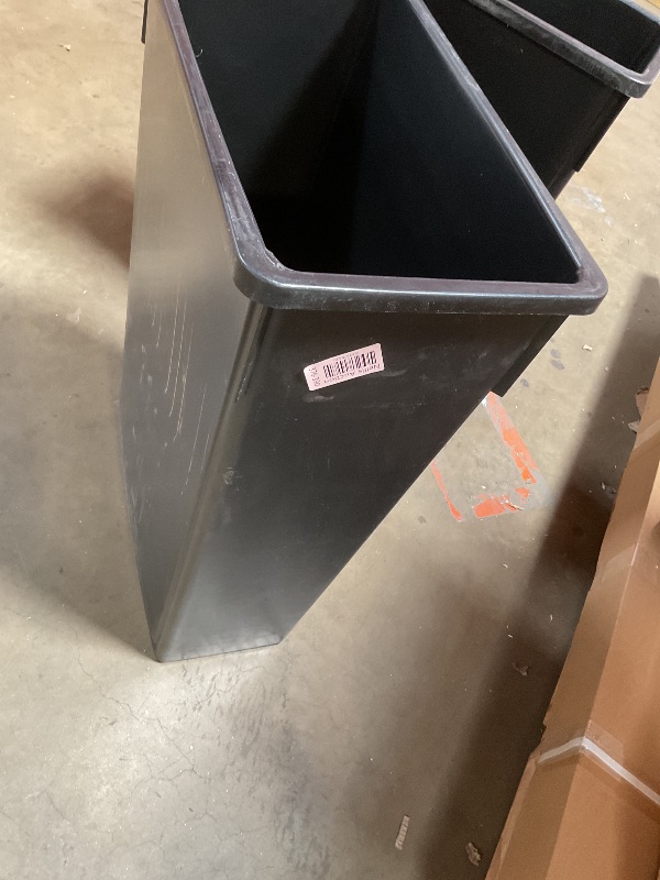 Photo 1 of ** SCRAPES/DIRT**Winco Slender Trash Can, 23-Gallon, Black
