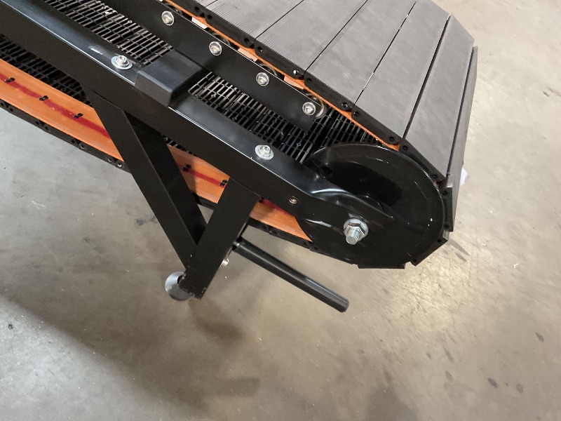 Photo 1 of **SELLING FOR PARTS, WIRE CONNECTED TO SQUEEZE HANDLE BROKE. CAREY HANDLE BENT**Dog Treadmill with Speedometer & 18" Paw-Safe PE Slatmill - Adjustable Resistance, Disc Brake & 500LBS Capacity for Large/Medium/Small Dogs, Indoor Outdoor Use (Large)