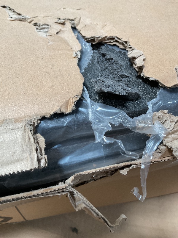 Photo 1 of **SCRAPE DAMAGE**Wrestling Mat for Home 10x10 Feet MMA Mat to Practice BJJ Jiu Jitsu Judo Grappling Boxing Taekwondo with 3cm Foam Protection Antislip Waterproof Odor Control Foldable Mat Black Color