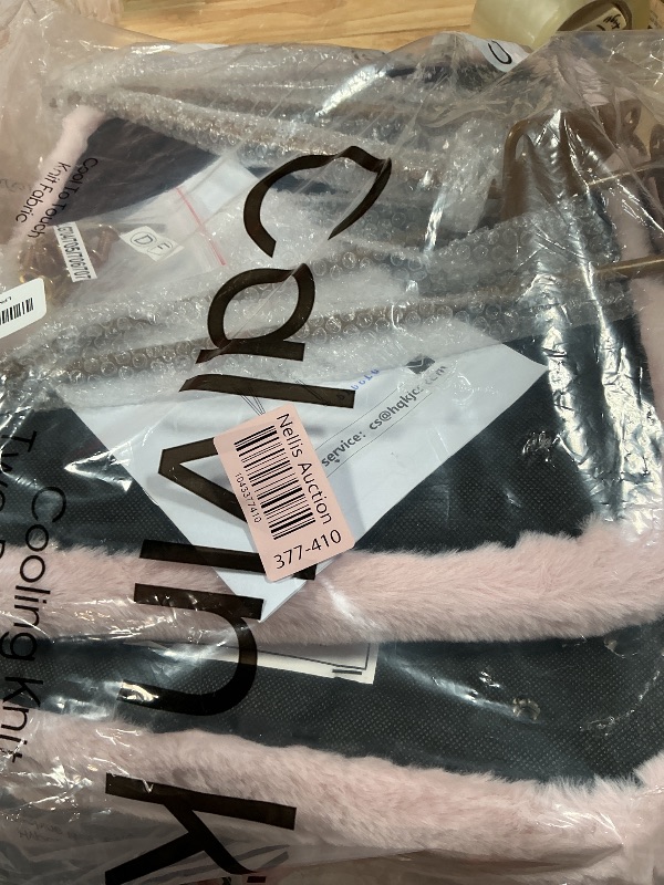 Photo 1 of ***MISSING HARDWARE***
GREENSTELL Vanity Stool Chair with Storage and Folding Back, 13.4" x 15" x 30" Square Faux Fur Soft Ottoman, 4 Metal Legs with Anti-Slip Feet, Furry Padded Seat for Makeup, Bedroom, Pink