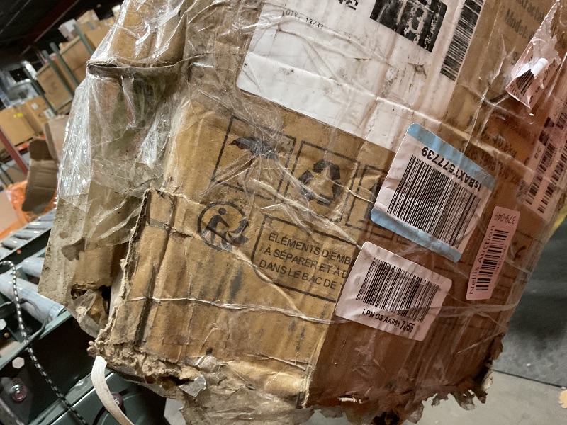 Photo 1 of **SELLING AS PARTS IN PARTIAL SET. Retractable awning parts. Vevor.