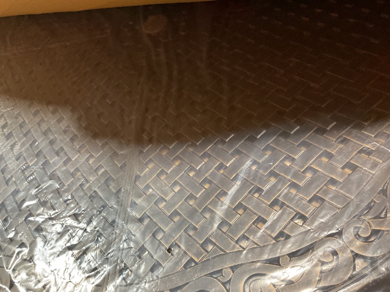 Photo 4 of 60" Round Cast-Top Table