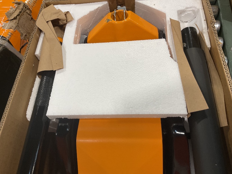 Photo 1 of **SCRAPE DAMAGE **GEARWRENCH 3.5 Ton Low Profile Floor Jack | GWLPFJ3T