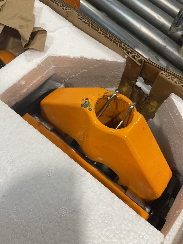 Photo 1 of **SCRAPE DAMAGE **GEARWRENCH 3.5 Ton Low Profile Floor Jack | GWLPFJ3T