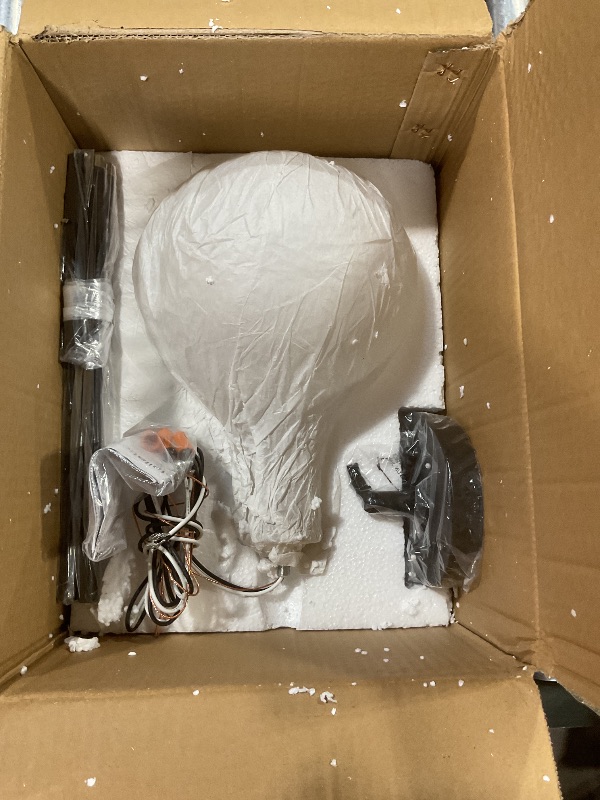 Photo 1 of ***PARTIAL SET ONLY 1*** Emak Black and Gold Pendant Lights Kitchen Island, 8 Inch Pendant Light Fixtures with Clear Glass Shade, Modern Farmhouse Island Lights for Kitchen, Dining Room, Bathroom, PL125-BKBGD-CG