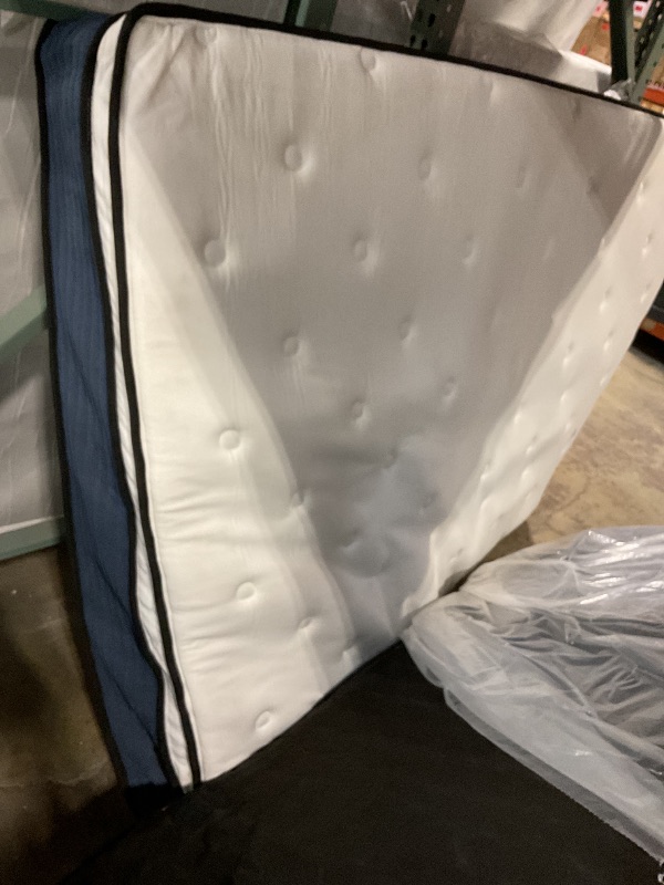 Photo 1 of **DIRTY FROM TRANSPORT **ZINUS 12 Inch Cooling Comfort Support Hybrid Mattress [New Version], Queen, Fiberglass Free, Medium Plush, Cooling Motion Isolation, Certified Safe Foams & Fabric, 