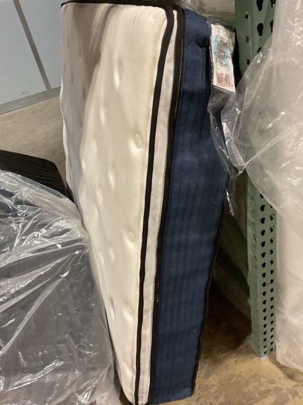 Photo 1 of **DIRTY FROM TRANSPORT **ZINUS 12 Inch Cooling Comfort Support Hybrid Mattress [New Version], Queen, Fiberglass Free, Medium Plush, Cooling Motion Isolation, Certified Safe Foams & Fabric, 