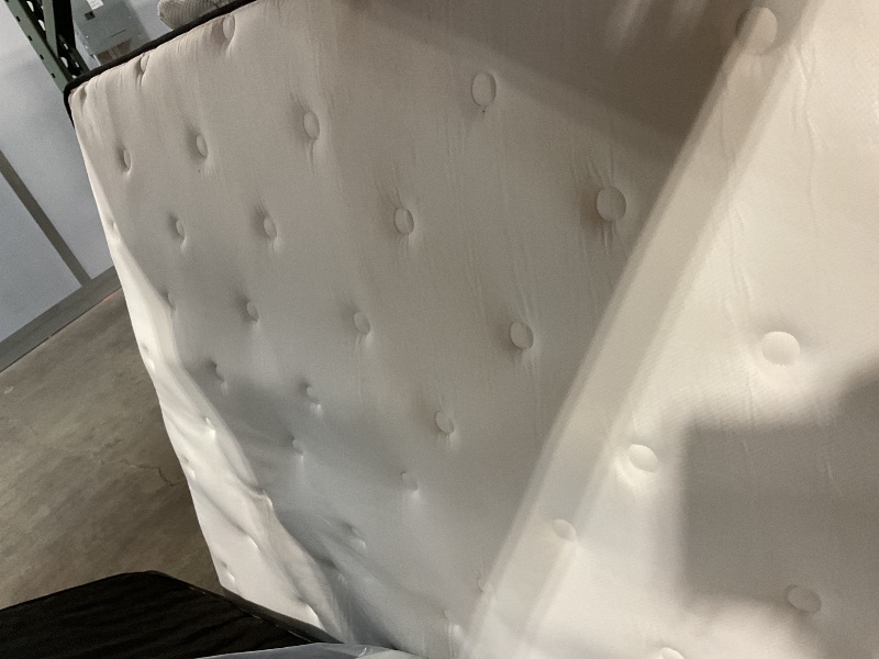 Photo 1 of **DIRTY FROM TRANSPORT **ZINUS 12 Inch Cooling Comfort Support Hybrid Mattress [New Version], Queen, Fiberglass Free, Medium Plush, Cooling Motion Isolation, Certified Safe Foams & Fabric, 