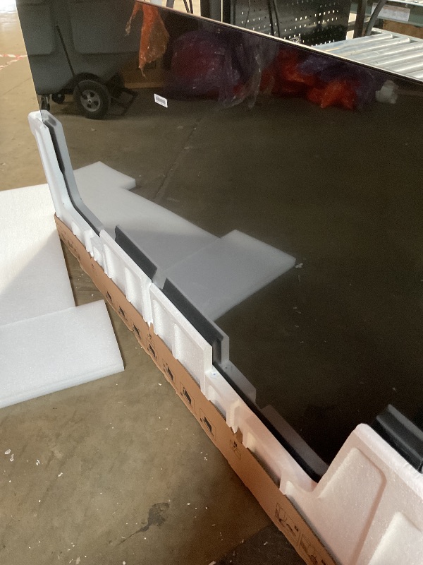 Photo 1 of *BROKEN SCREEN Samsung 75-Inch Class Crystal UHD U8000F 4K Smart TV (2025 Model) Endless Free Content, Crystal Processor 4K, MetalStream Design, Knox Security, Alexa Built-in