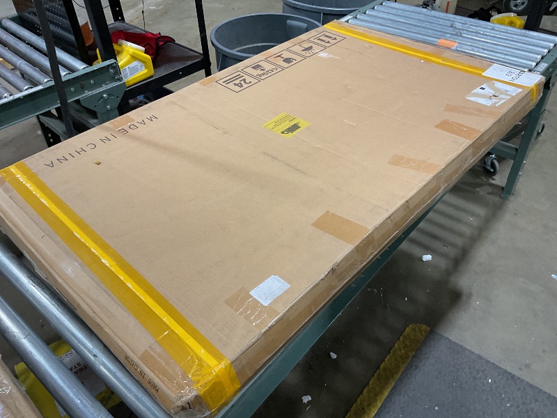 Photo 1 of ****** MISSING BOX 1 OF 2****** YITAHOME 200 Gallon Extra Large Deck Box, Double-Wall Resin Outdoor Storage Box with Flexible Divider for Patio Cushions Pool Supplies Garden Tools, 990 lbs Load Capacity, Lockable (White)