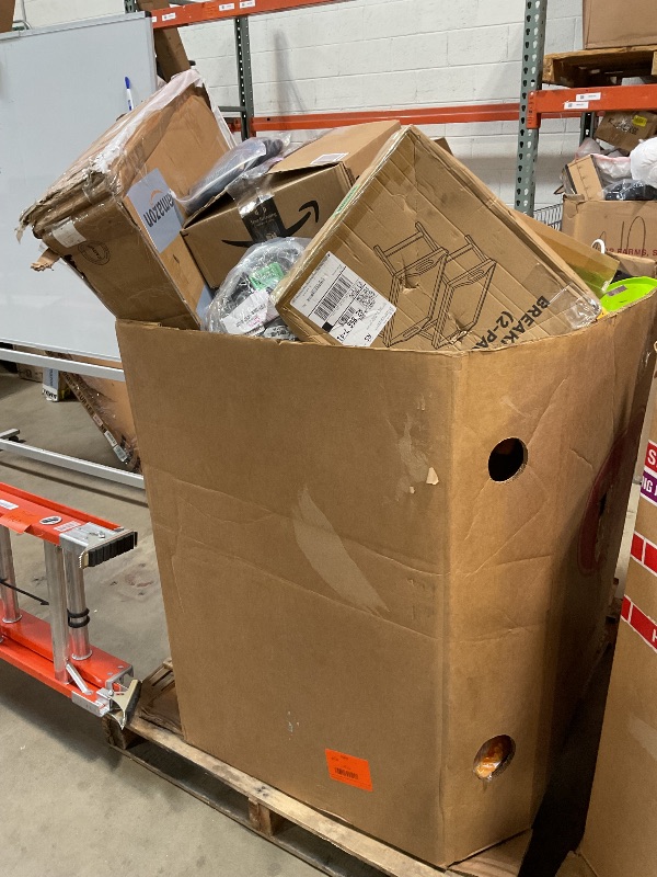 Photo 1 of *** NON-REFUNDABLE ***MUST BRING A TRUCK TO PICK UP**** TRASH/NON SELL PALLET***