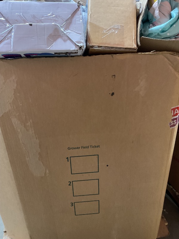 Photo 1 of *** NON-REFUNDABLE ***MUST BRING A TRUCK TO PICK UP**** TRASH/NON SELL PALLET***