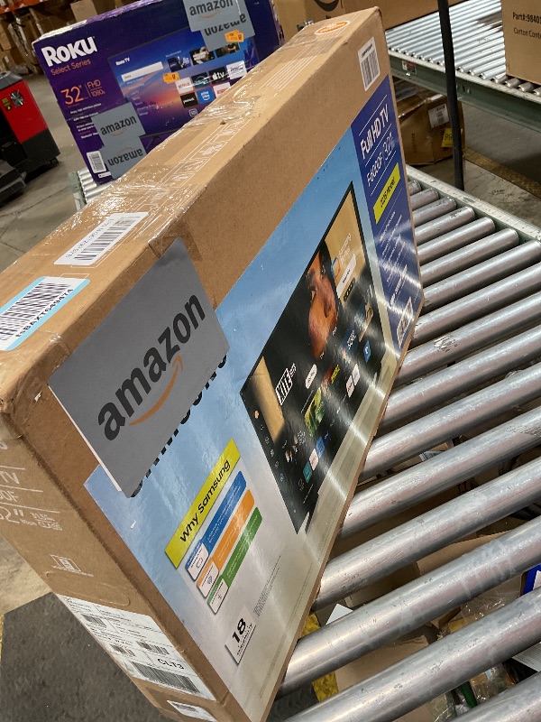 Photo 1 of ***FOR PARTS/ NON-FUNCTIONAL DAMAGES SCREEN*** SAMSUNG 32-Inch Class Full HD F6000 Smart TV (2025 Model) HDR, Object Tracking Sound Lite, Knox Security, One UI Tizen, Smart TV