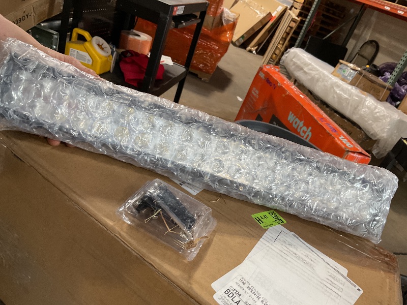 Photo 1 of 22 Inch LED Light Bar 126W 12600Lm High Intensity Spot Flood Combo Off Road Lights Work Lights Automotive Light Bars Driving Lights for Pickup Trucks ATV UTV 4x4 SUV 12-24V IP68 Waterproof