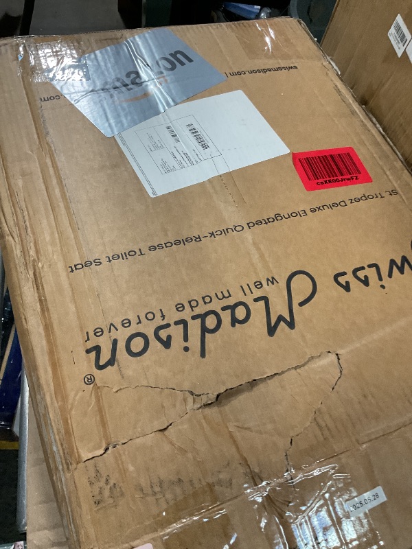 Photo 1 of ***FOR PARTS**** Swiss Madison Well Made Forever SM-QRS58, Quick-Release UF Seat for St. Tropez Vortex™ flush Toilets, White