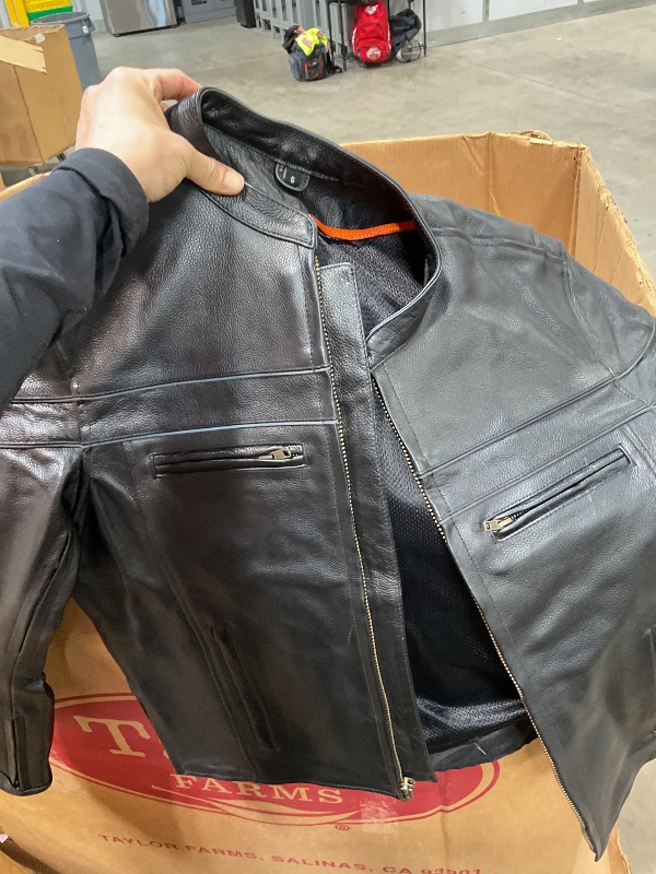 Photo 1 of * SCUFFED ON LEFT CHEST POCKET * Milwaukee Leather LKM1725 Men's Black Leather Sporty Crossover Scooter Motorcycle Jacket w/Reflective Piping - Small