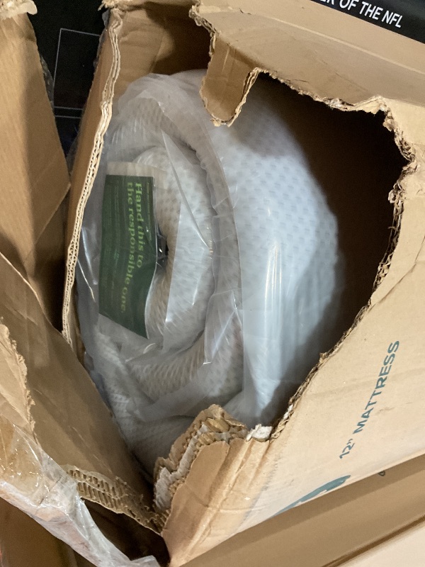 Photo 1 of **DIRT**Zinus 12 Inch Green Tea Cooling Memory Foam Mattress [New Version], King, Fiberglass Free, Medium Firmness, Cooling Gel Foam, Certified Safe Foams & Fabric, Mattress in A Box