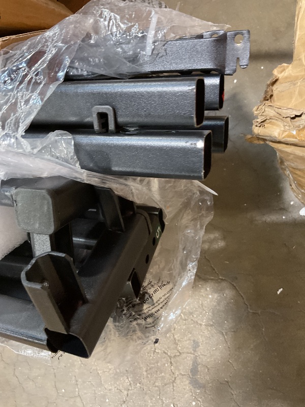 Photo 1 of **SCRAPE DAMAGE ON END**ZINUS Quick Lock Metal Smart Box Spring, 4 Inch Mattress Foundation, Strong Metal Structure, Easy Assembly, King, White