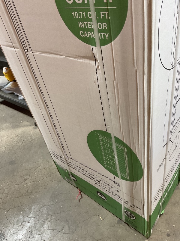 Photo 1 of **DENT ON SIDE**Hamilton Beach HBFRF1100, 11 cu ft, Upright Freezer, White