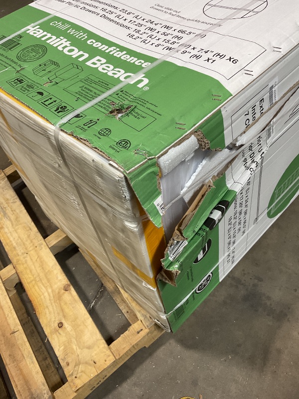 Photo 1 of **MINOR DENTS AND BEND ON SIDE**Hamilton Beach HBFRF1100, 11 cu ft, Upright Freezer, White