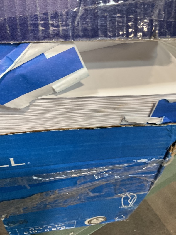Photo 1 of **DIRT ON ONE REAM**Hammermill Printer Paper, 20 lb Copy Paper, 8.5 x 11 - 10 Ream (5,000 Sheets) - 92 Bright, Made in the USA
