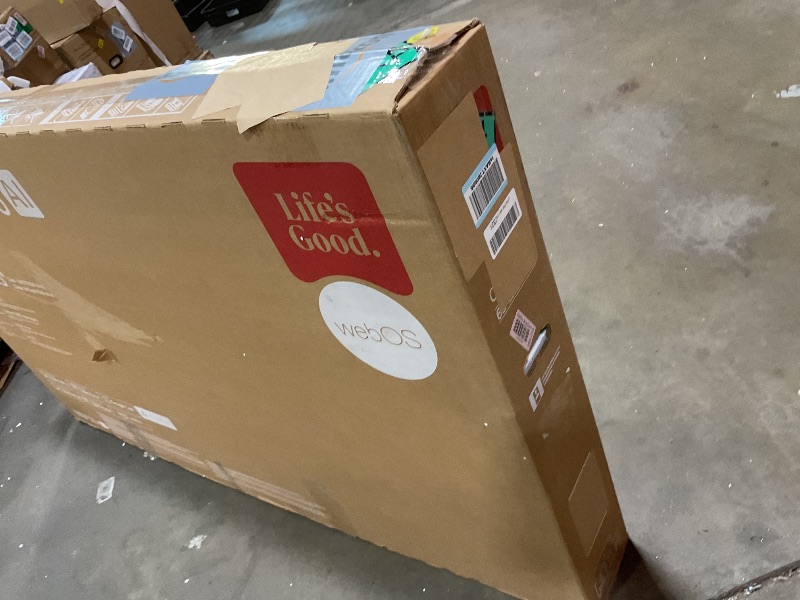 Photo 1 of **MISSING REMOTE. DIRT** Samsung - 60” Class Q60D Series QLED 4K Smart Tizen TV (2024)