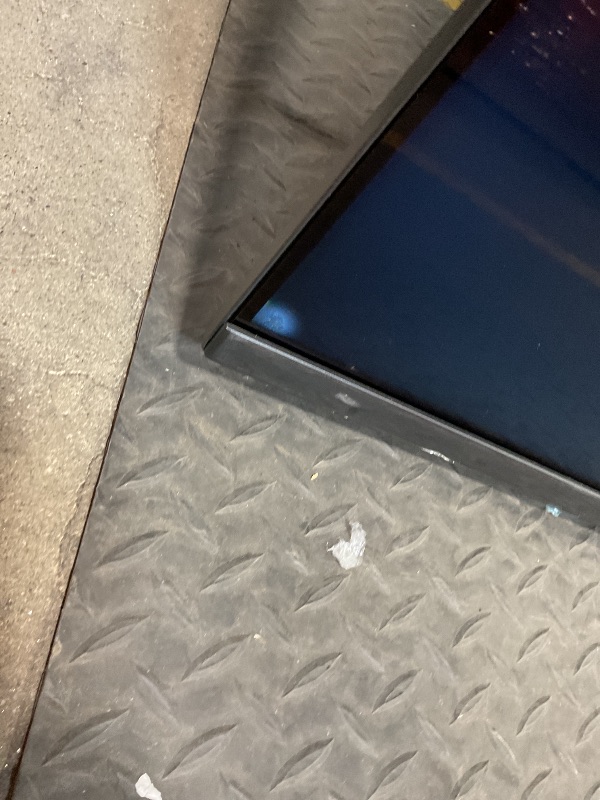 Photo 1 of **MAJOR DAMAGE TO SCREEN. SELLING FOR PARTS**VIZIO 50-inch Quantum Pro 4K 120Hz QLED HDR10+ Smart TV with Dolby Vision, Active Full Array, 240Hz @ 1080p PC Gaming, WiFi 6E, Apple AirPlay, Chromecast Built-in, M50QXM-K01, 2023 Model