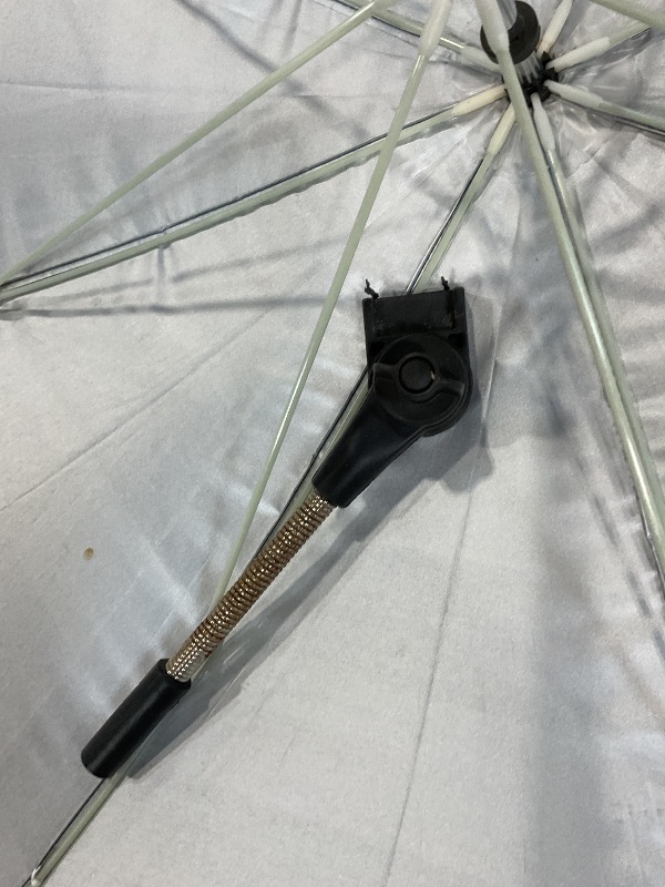 Photo 1 of **SELLING FOR PARTS. PLASTIC HOLDER PART IS BROKEN. RUST****GRANDMEI Chair Umbrella with Clamp,46 inches UPF 50+ Clip on Parasol for Patio,Beach Chairs,Strollers,Wheelchairs,Golf Carts (D-Blue Stripe)