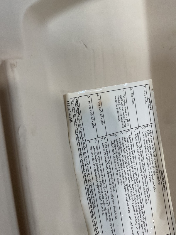 Photo 1 of **DIRT. SMALL CHIP**Toilet lid
