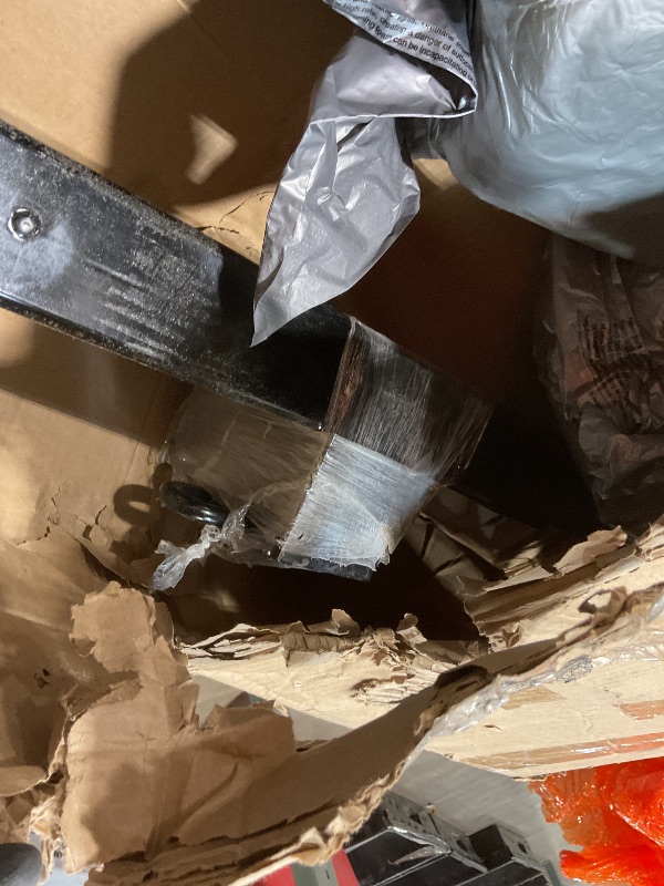 Photo 1 of **SCRAPES FROM TRANSPORT **Reese Towpower 44629 Class III Custom-Fit Hitch with 2" Square Receiver opening, includes Hitch Plug Cover , Black