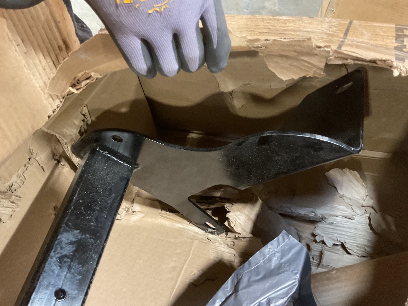 Photo 1 of **SCRAPES FROM TRANSPORT **Reese Towpower 44629 Class III Custom-Fit Hitch with 2" Square Receiver opening, includes Hitch Plug Cover , Black