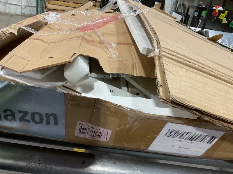 Photo 1 of **SELLING FOR PARTS. SCRAPE FROM TRANSPORT **LOOKS LIKE A BOX OF PARTS FOR A CABINET