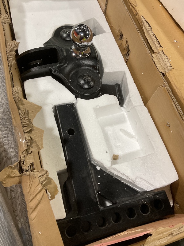 Photo 1 of ***MISSING 2 STABALIZING BARS & HARDWARE*** CURT 17501 TruTrack Weight Distribution Hitch with Sway Control